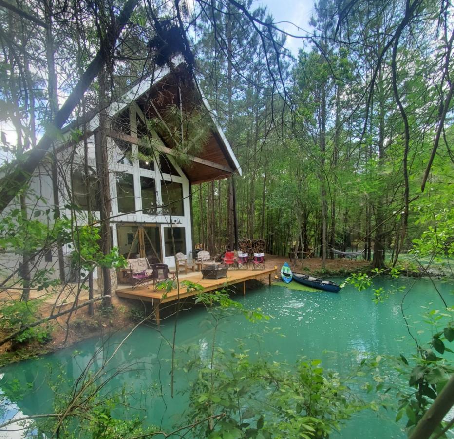 Waterfront Lonestar Cabin In A Magical Forest Villa Waller Exterior photo